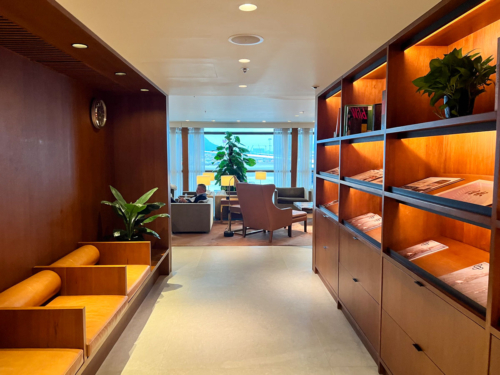 Review: Cathay Pacific's The Pier First Class lounge, Hong Kong