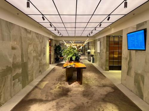 Review: Cathay Pacific's The Pier First Class lounge, Hong Kong