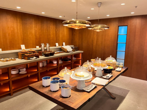 Review: Cathay Pacific's The Pier First Class lounge, Hong Kong