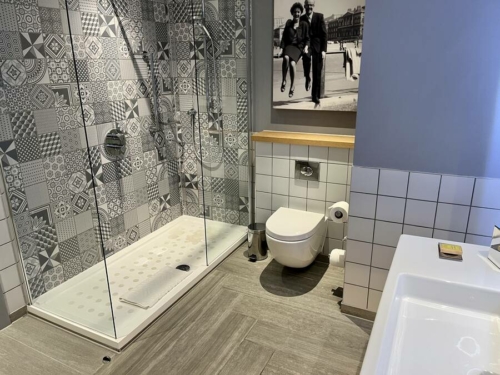 Hilton Bournemouth hotel bathroom
