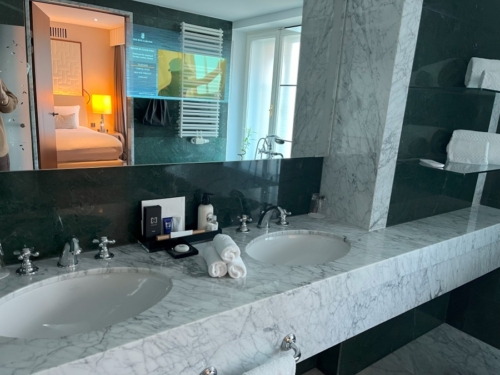 Review Ritz Carlton Vienna hotel