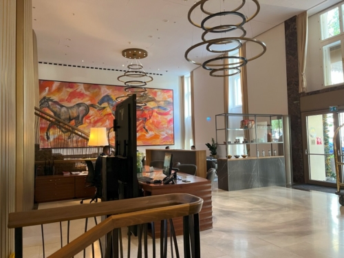Ritz Carlton Vienna hotel lobby