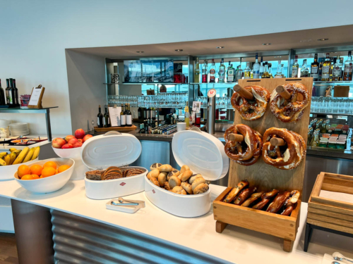 Review: Lufthansa's Business Lounge H24, Munich Airport