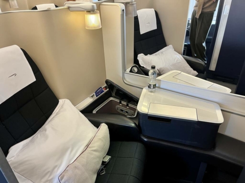 British Airways A380 first class seat middle pair