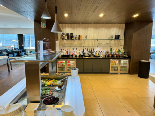 Review: British Airways lounge at Edinburgh Airport