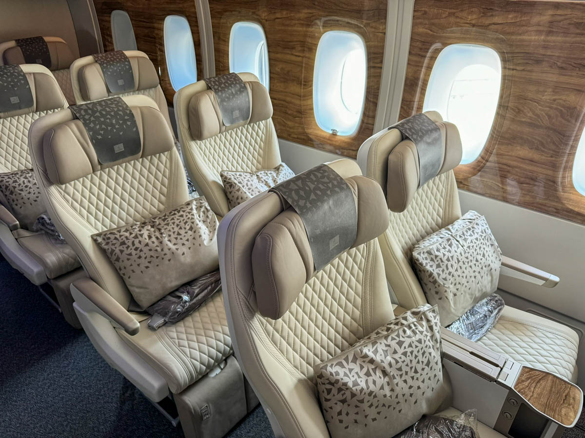 Review Emirates Premium Economy From London To Dubai Review Emirates Premium Economy From London To Dubai
