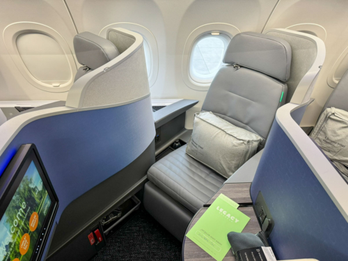 JetBlue makes its Gatwick flights seasonal