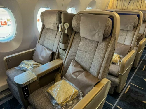 Review: China Airlines Premium Economy 
