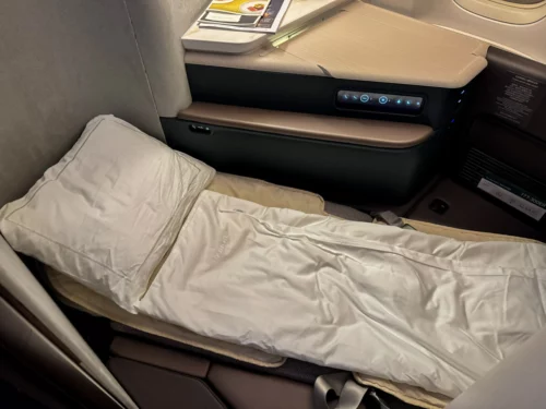 Review: Cathay Pacific's Aria Suite from London to Hong Kong