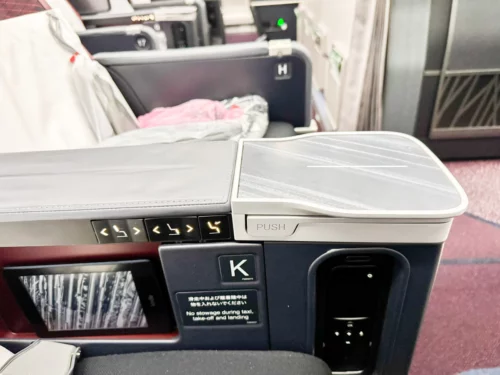 Review Japan Airlines A350 premium economy