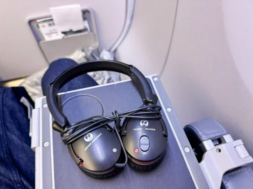 Review Japan Airlines A350 premium economy