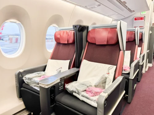 Review Japan Airlines A350 premium economy