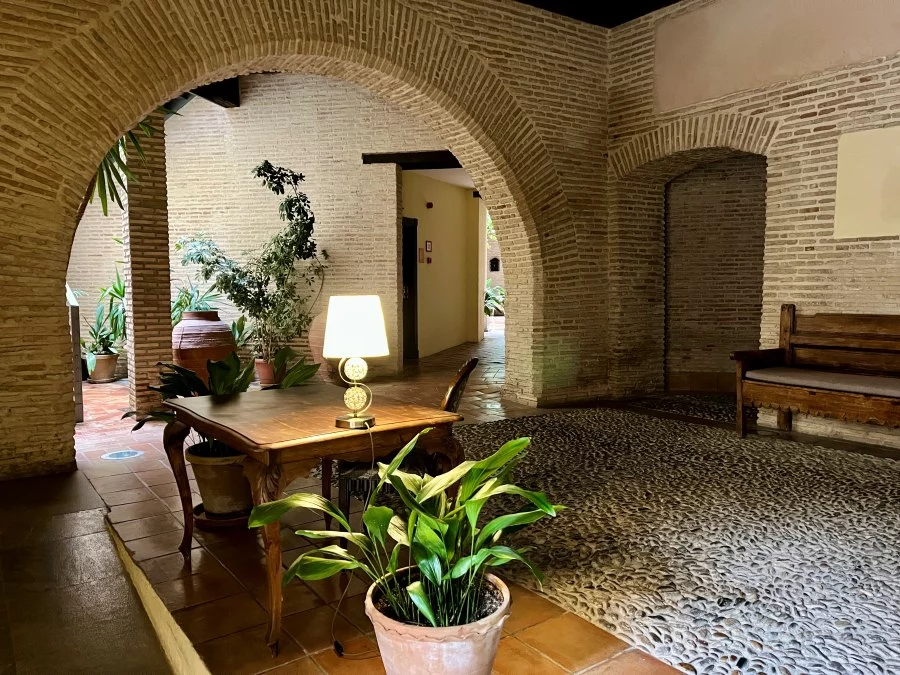 Palacio de Santa Paula vault space