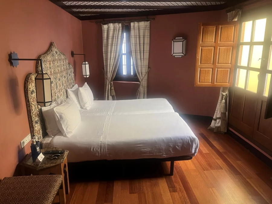 Palacio de Santa Paula junior suite bedroom