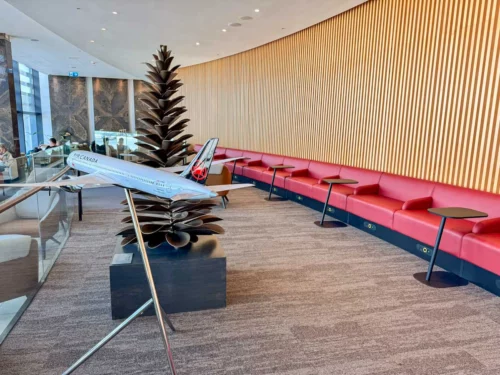 Review: the refurbished Air Canada Maple Leaf Lounge at Heathrow Terminal 2