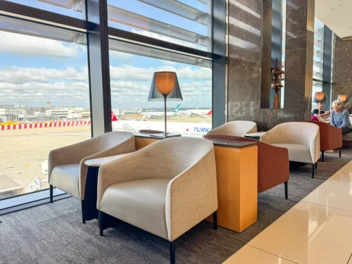 Review: the refurbished Air Canada Maple Leaf Lounge at Heathrow Terminal 2