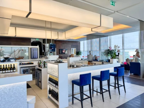 Review: Gulf Air's Falcon Gold Lounge, Heathrow T4