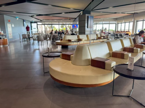 Review: La Valette Club lounge, Malta Airport
