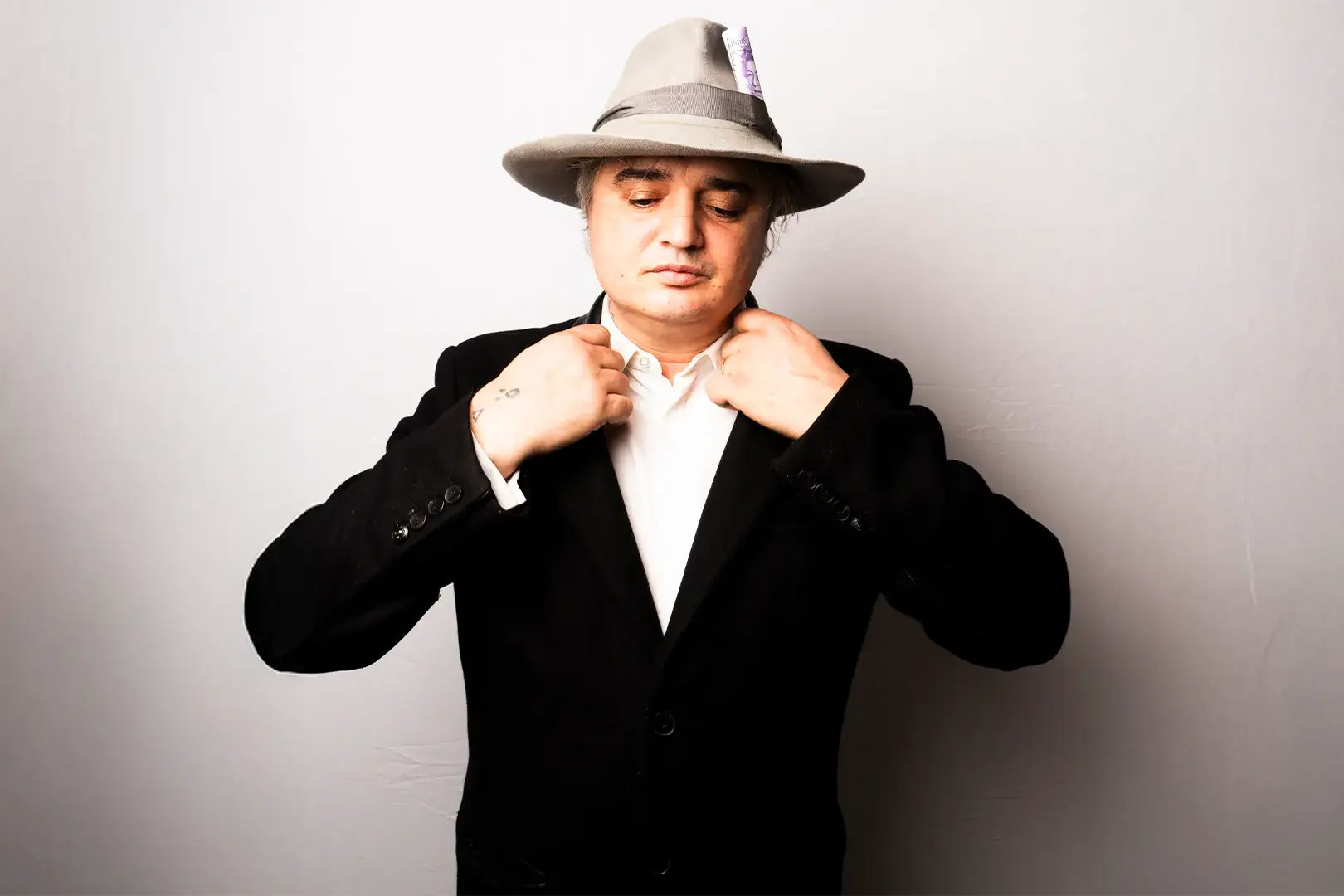 Get tickets for an exclusive rooftop Pete Doherty gig for 7,500 Virgin Points