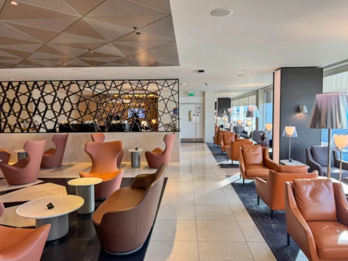 Review: the Qatar Airways Premium Lounge at London Heathrow Terminal 4
