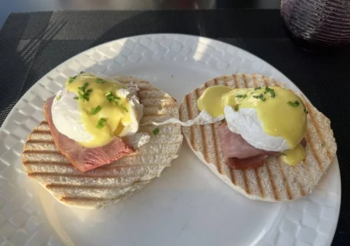 Review: the Qatar Airways Premium Lounge at London Heathrow Terminal 4