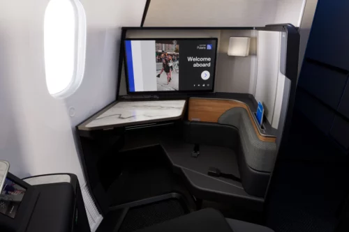 United Airlines new Polaris business class seat United Elevated