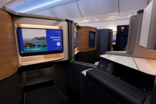 United Airlines new Polaris business class seat United Elevated