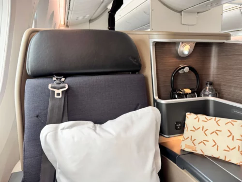 Review: Qantas 787 business class from London to Perth