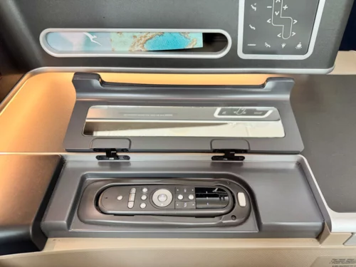Review: Qantas 787 business class from London to Perth