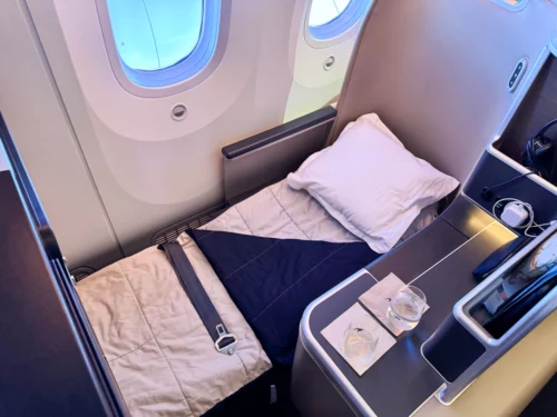 Review: Qantas 787 business class from London to Perth