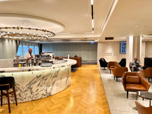 Review: the Qantas London Lounge at Heathrow Terminal 3