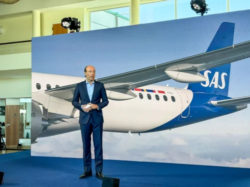SAS orders 45 new planes
