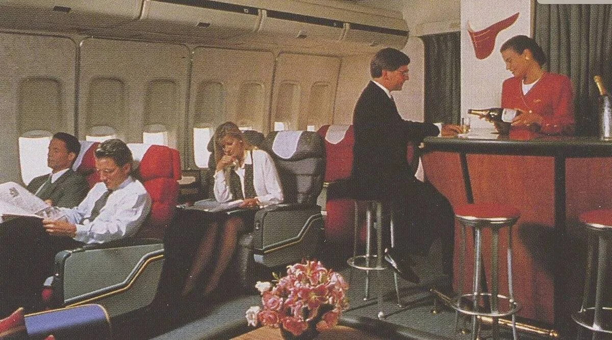 Virgin Atlantic Boeing 747 bar