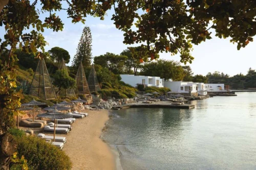 Marriott Bonvoy Moment island
